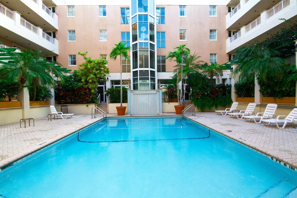 Rodeway Inn South Miami - Coral Gables מראה חיצוני תמונה