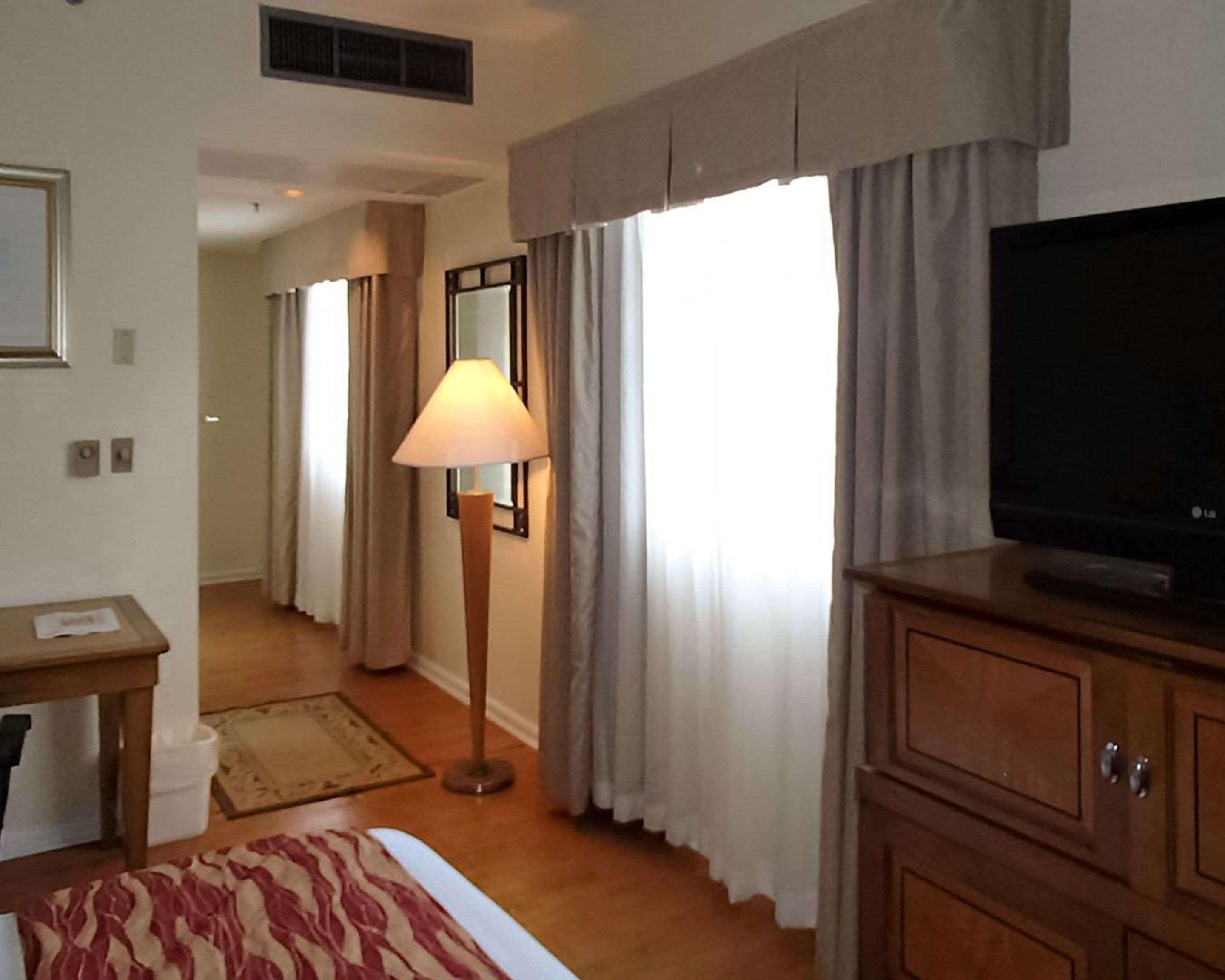 Rodeway Inn South Miami - Coral Gables מראה חיצוני תמונה