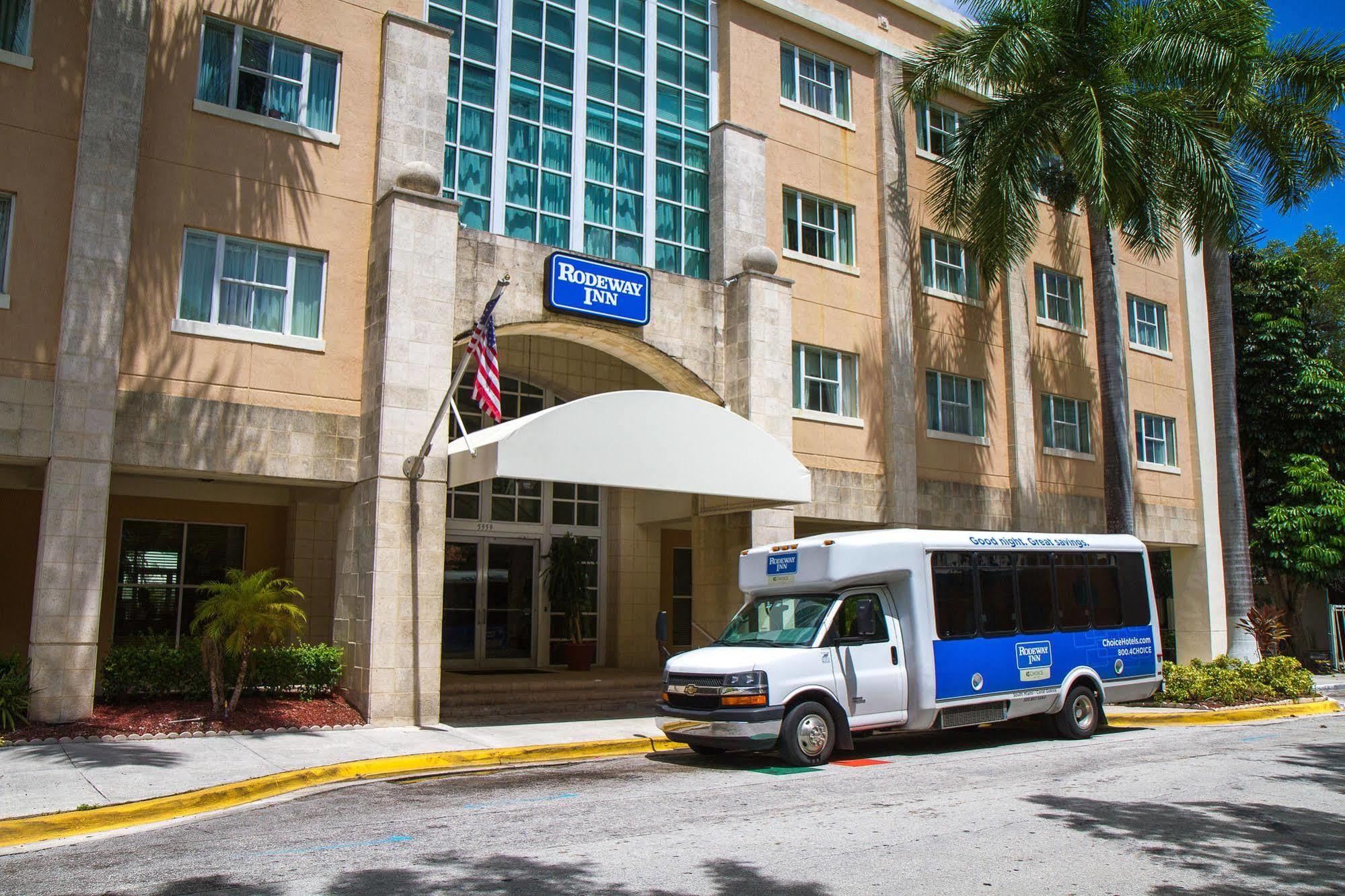 Rodeway Inn South Miami - Coral Gables מראה חיצוני תמונה